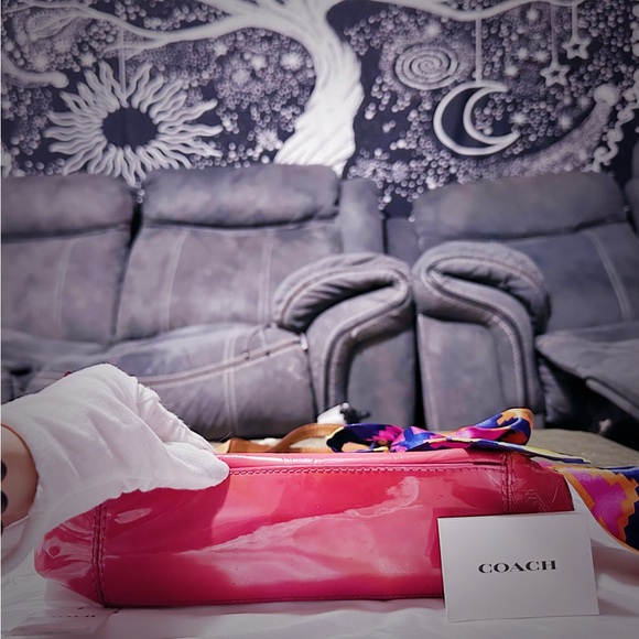 Coach Pink soho Shoulder Bag with Multicolor Scarf - Picture 9 of 17